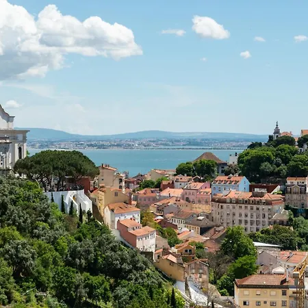 For 2 Just 250m From Largo Intendente Daire Lisboa