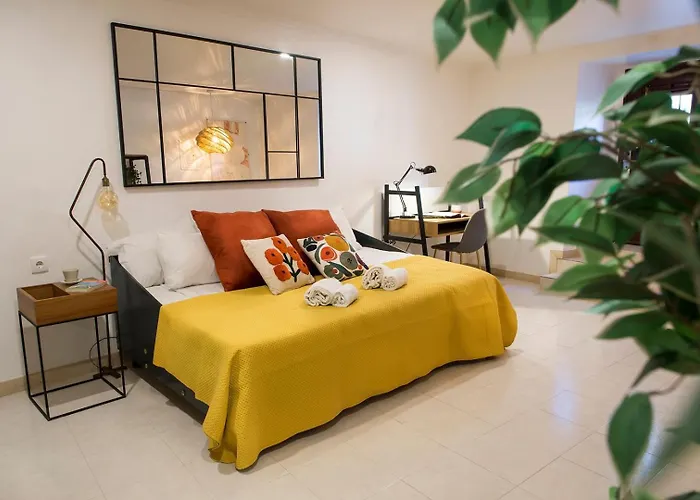 Apartament For 2 Just 250m From Largo Intendente *