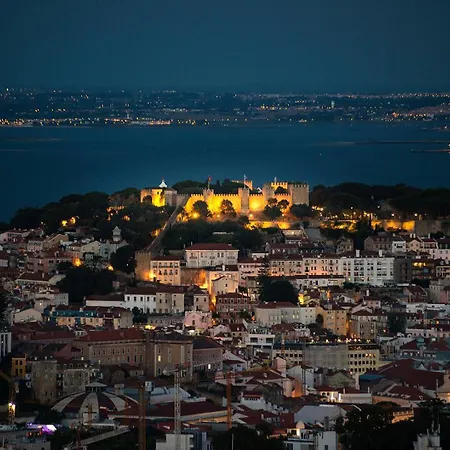 Апартаменти For 2 Just 250m From Largo Intendente *